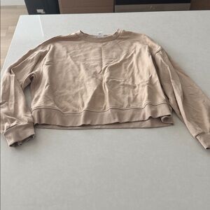 H&M Beige Ribbed Crewneck Top